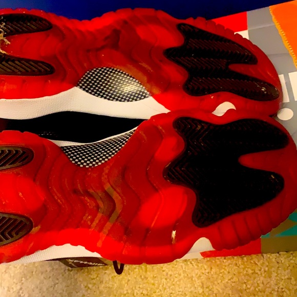 COPY - RETRO JORDANS - Picture 4 of 4